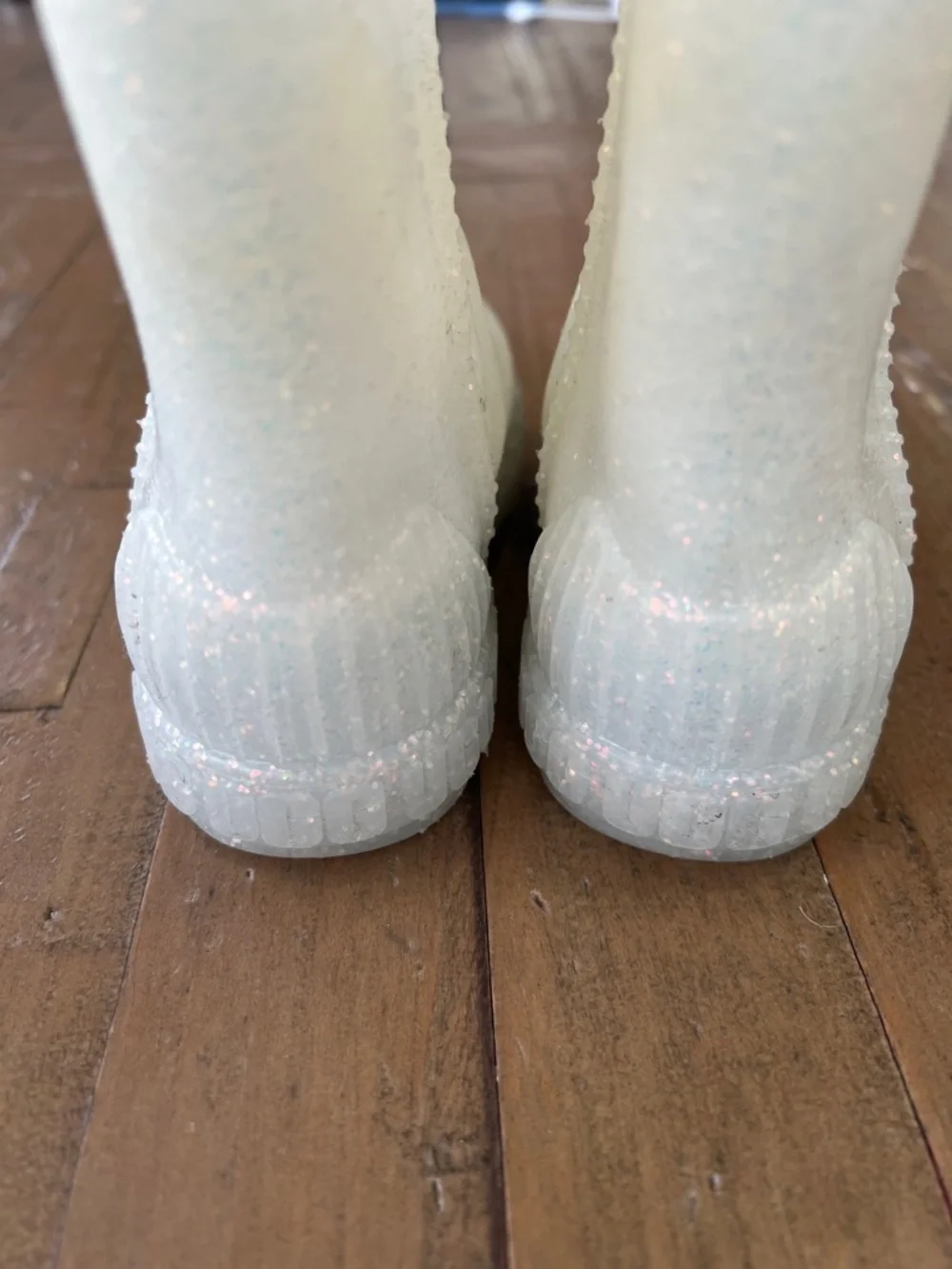 UGG iridescent sparkle pull on Waterproof rain boots little girls 6